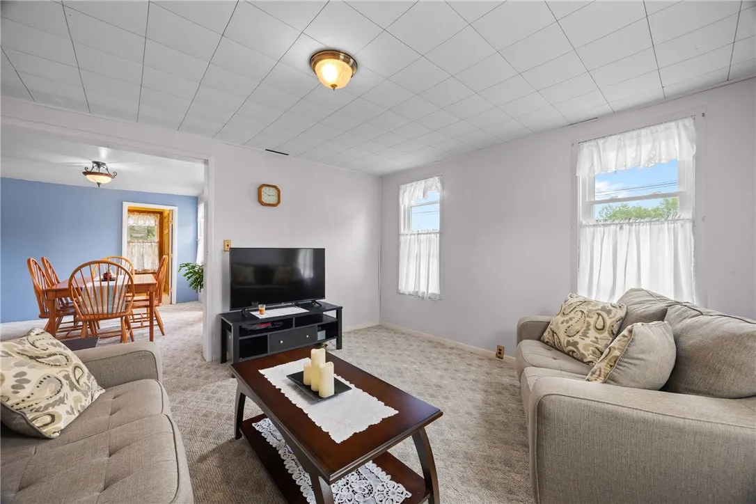 5993 South Geneva Road, Sodus, New York 14551, Sodus, New York 14551, 3 Bedrooms Bedrooms, 9 Rooms Rooms,1 BathroomBathrooms,Residential,For Sale,5993 South Geneva Road, Sodus, New York 14551,R1621252