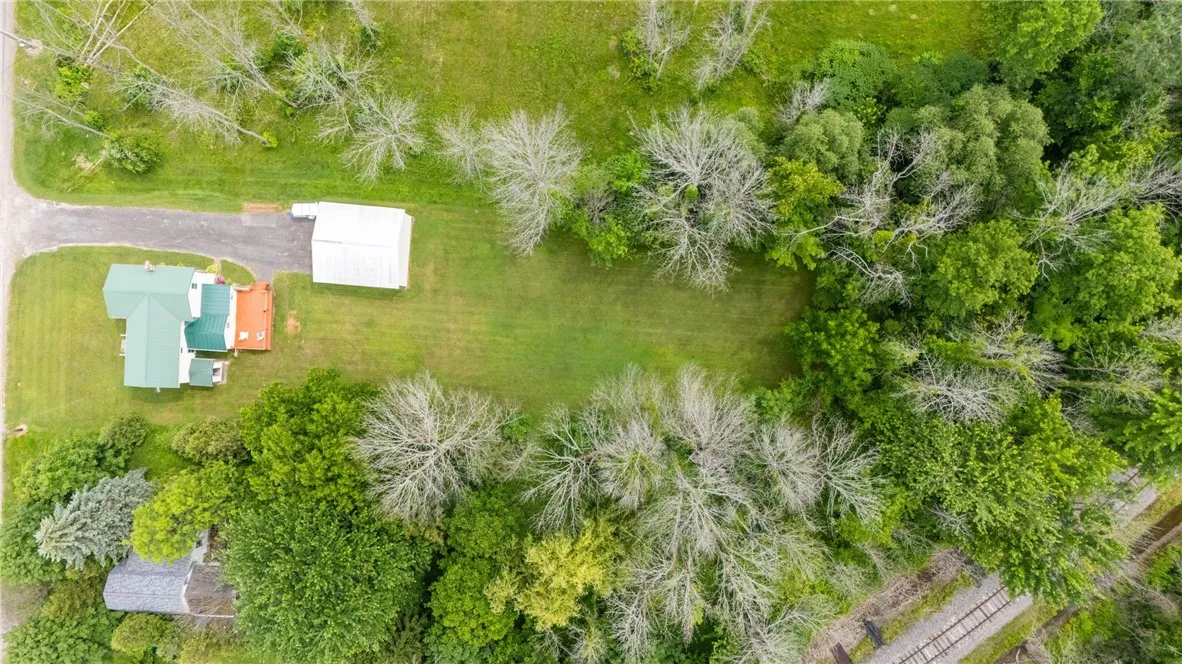 5993 South Geneva Road, Sodus, New York 14551, Sodus, New York 14551, 3 Bedrooms Bedrooms, 9 Rooms Rooms,1 BathroomBathrooms,Residential,For Sale,5993 South Geneva Road, Sodus, New York 14551,R1621252