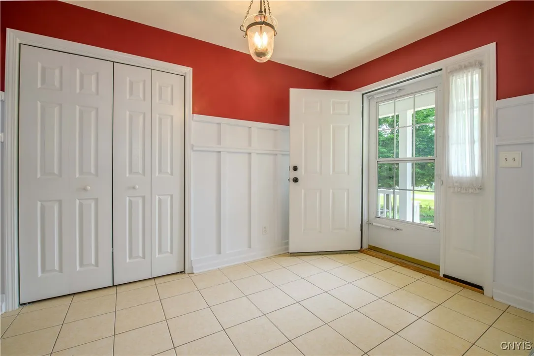 Front Entryway