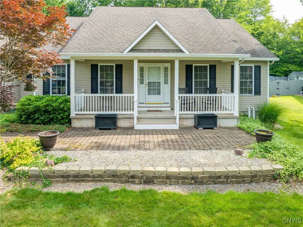 115 Kelly Drive, Hastings, New York 13036, Hastings, New York 13036, 3 Bedrooms Bedrooms, 10 Rooms Rooms,2 BathroomsBathrooms,Residential,For Sale,115 Kelly Drive, Hastings, New York 13036,S1622566