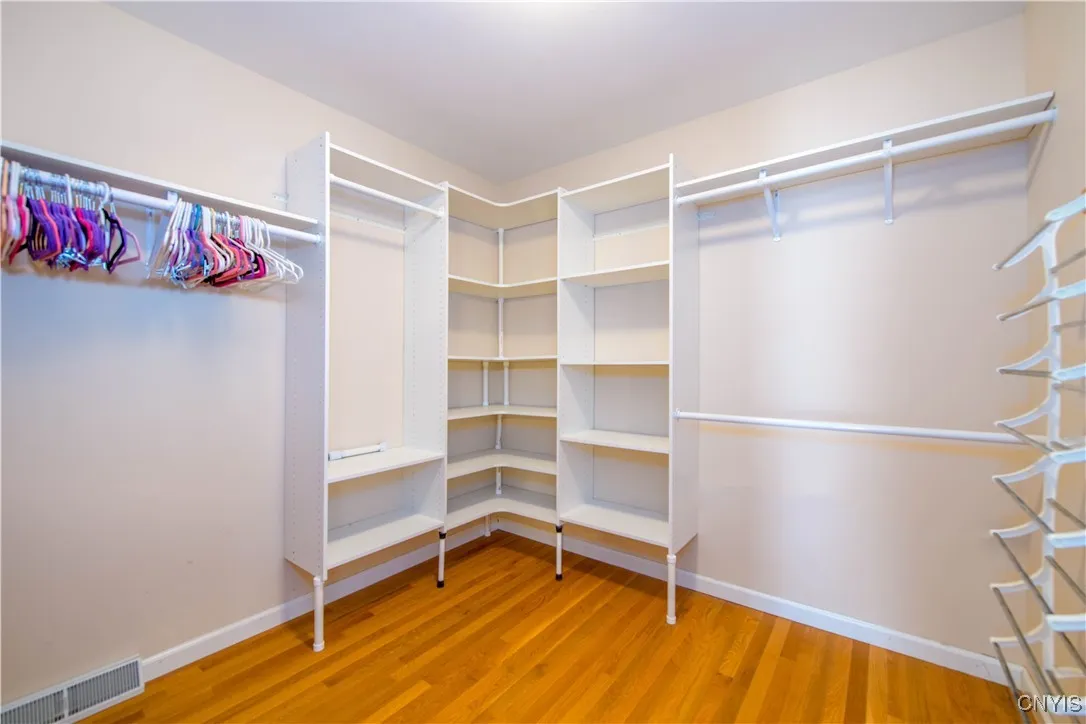 walk-in closet primary