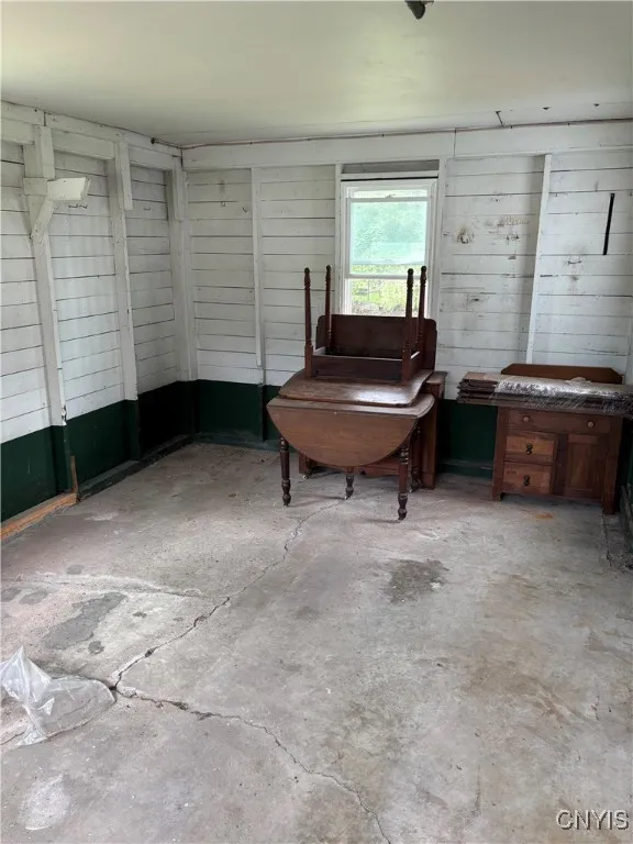 39 Standart Avenue, Auburn, New York 13021, Auburn, New York 13021, 3 Bedrooms Bedrooms, 6 Rooms Rooms,1 BathroomBathrooms,Residential,For Sale,39 Standart Avenue, Auburn, New York 13021,S1620652