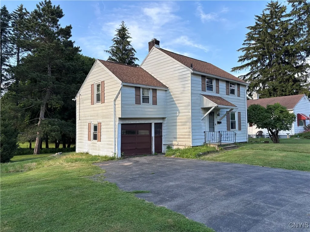39 Standart Avenue, Auburn, New York 13021, Auburn, New York 13021, 3 Bedrooms Bedrooms, 6 Rooms Rooms,1 BathroomBathrooms,Residential,For Sale,39 Standart Avenue, Auburn, New York 13021,S1620652