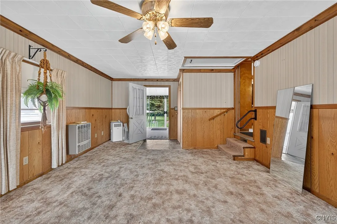 7165 Manlius Center Road, Manlius, New York 13057, Manlius, New York 13057, 3 Bedrooms Bedrooms, 7 Rooms Rooms,1 BathroomBathrooms,Residential,For Sale,7165 Manlius Center Road, Manlius, New York 13057,S1621430