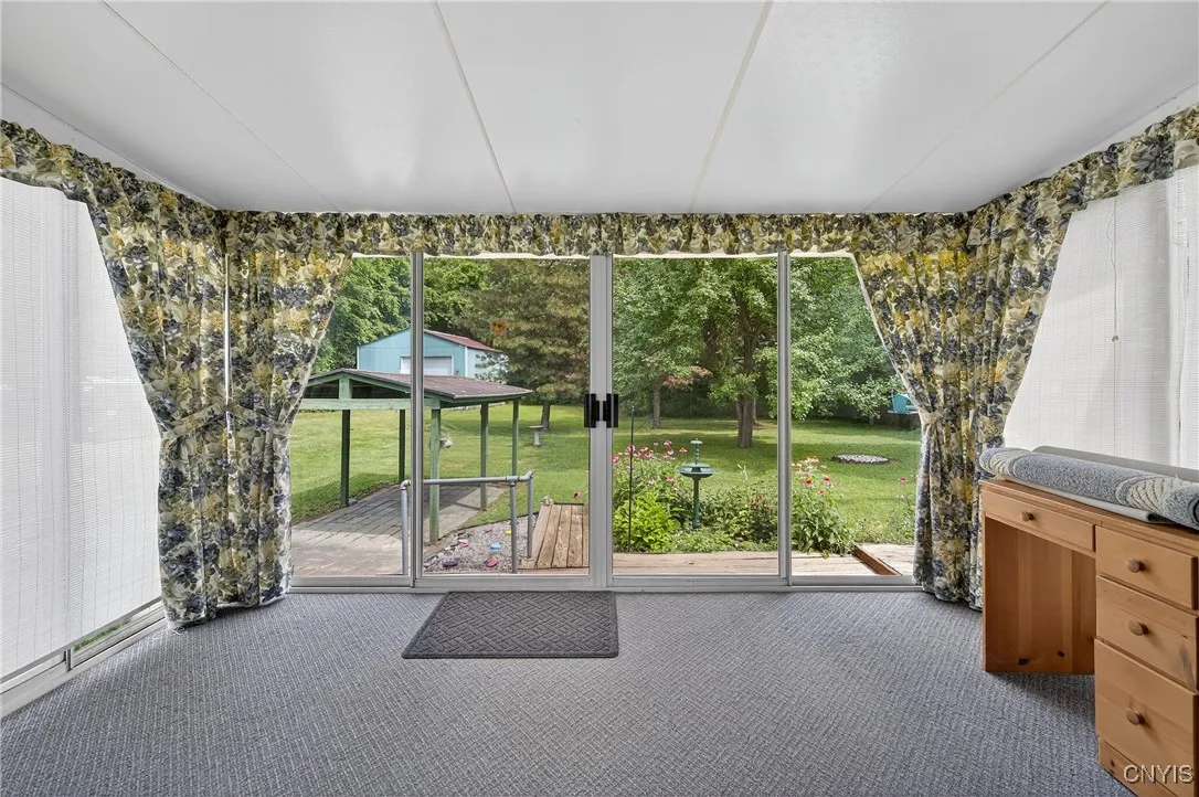 sunroom with sliding door