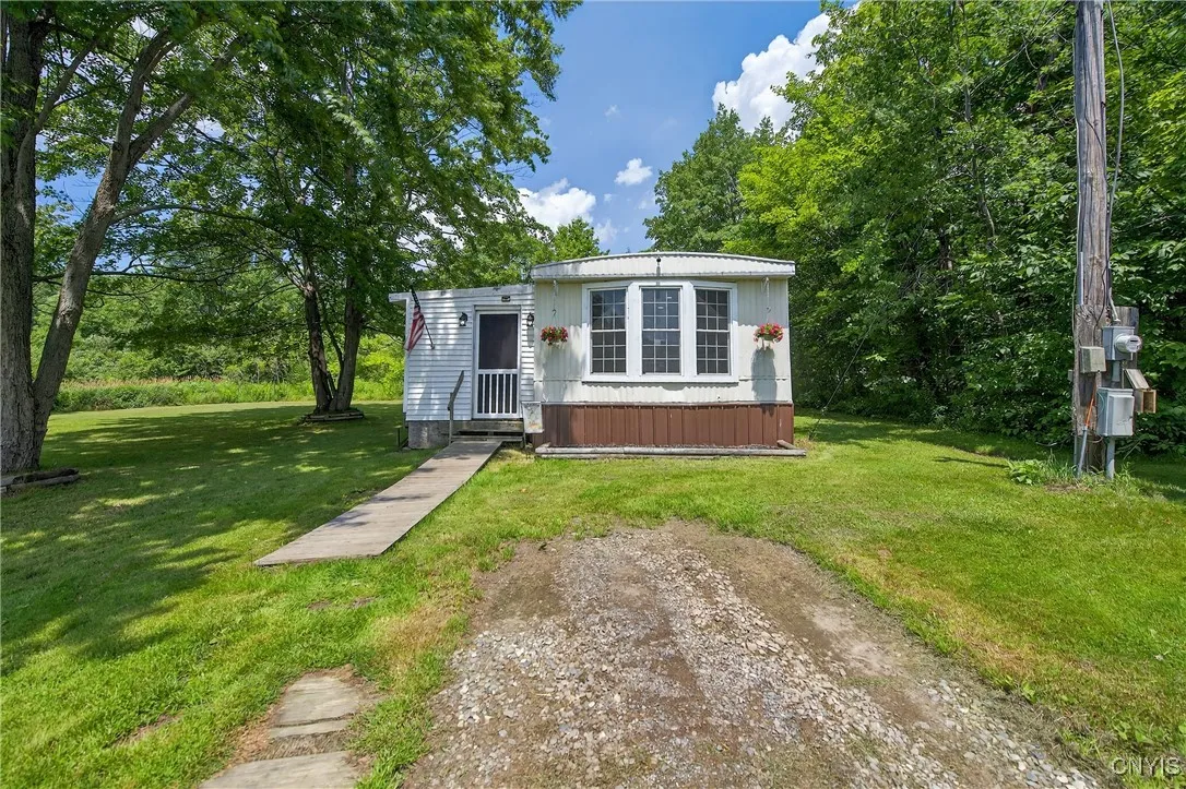 2762 County Route 45, Volney, New York 13069, Volney, New York 13069, 3 Bedrooms Bedrooms, 6 Rooms Rooms,1 BathroomBathrooms,Residential,For Sale,2762 County Route 45, Volney, New York 13069,S1622198