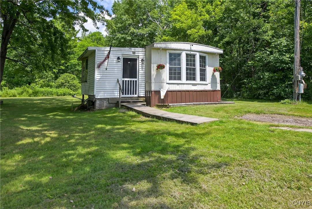 2762 County Route 45, Volney, New York 13069, Volney, New York 13069, 3 Bedrooms Bedrooms, 6 Rooms Rooms,1 BathroomBathrooms,Residential,For Sale,2762 County Route 45, Volney, New York 13069,S1622198
