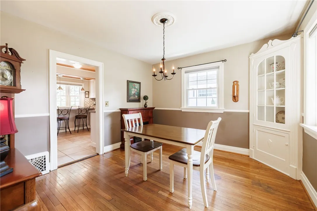36 Dover Park, Brighton, New York 14610, Brighton, New York 14610, 3 Bedrooms Bedrooms, 7 Rooms Rooms,1 BathroomBathrooms,Residential,For Sale,36 Dover Park, Brighton, New York 14610,R1619764