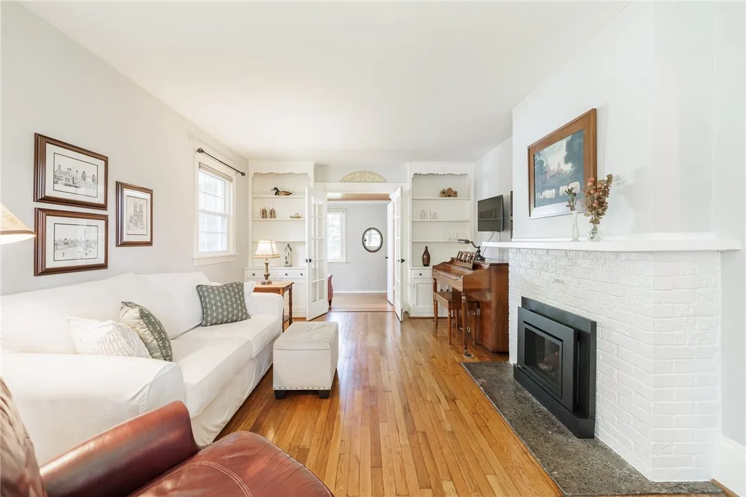 36 Dover Park, Brighton, New York 14610, Brighton, New York 14610, 3 Bedrooms Bedrooms, 7 Rooms Rooms,1 BathroomBathrooms,Residential,For Sale,36 Dover Park, Brighton, New York 14610,R1619764
