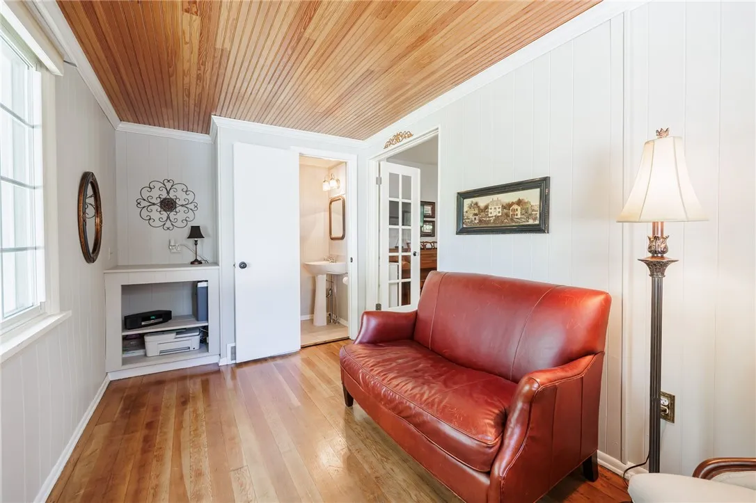 36 Dover Park, Brighton, New York 14610, Brighton, New York 14610, 3 Bedrooms Bedrooms, 7 Rooms Rooms,1 BathroomBathrooms,Residential,For Sale,36 Dover Park, Brighton, New York 14610,R1619764
