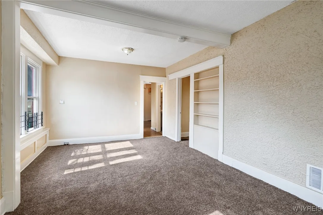 1046 East Ferry Street N, Buffalo, New York 14211, Buffalo, New York 14211, 4 Bedrooms Bedrooms, 7 Rooms Rooms,1 BathroomBathrooms,Residential,For Sale,1046 East Ferry Street N, Buffalo, New York 14211,B1622614