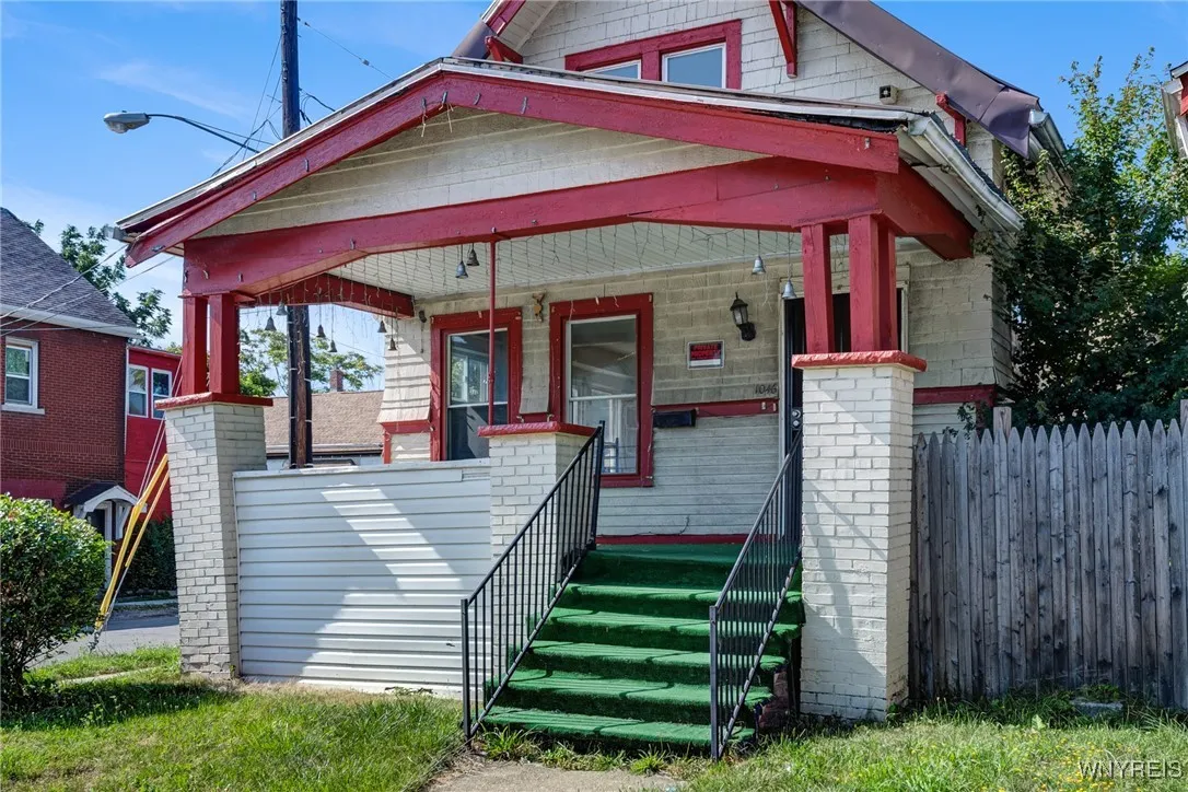 1046 East Ferry Street N, Buffalo, New York 14211, Buffalo, New York 14211, 4 Bedrooms Bedrooms, 7 Rooms Rooms,1 BathroomBathrooms,Residential,For Sale,1046 East Ferry Street N, Buffalo, New York 14211,B1622614