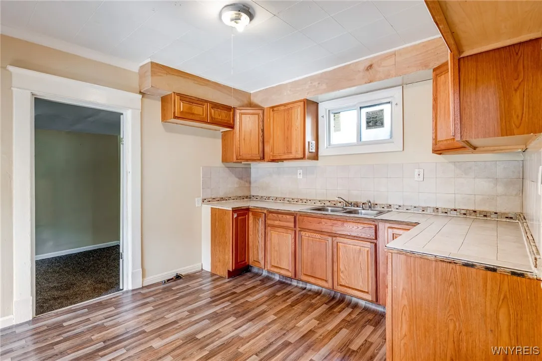 1046 East Ferry Street N, Buffalo, New York 14211, Buffalo, New York 14211, 4 Bedrooms Bedrooms, 7 Rooms Rooms,1 BathroomBathrooms,Residential,For Sale,1046 East Ferry Street N, Buffalo, New York 14211,B1622614