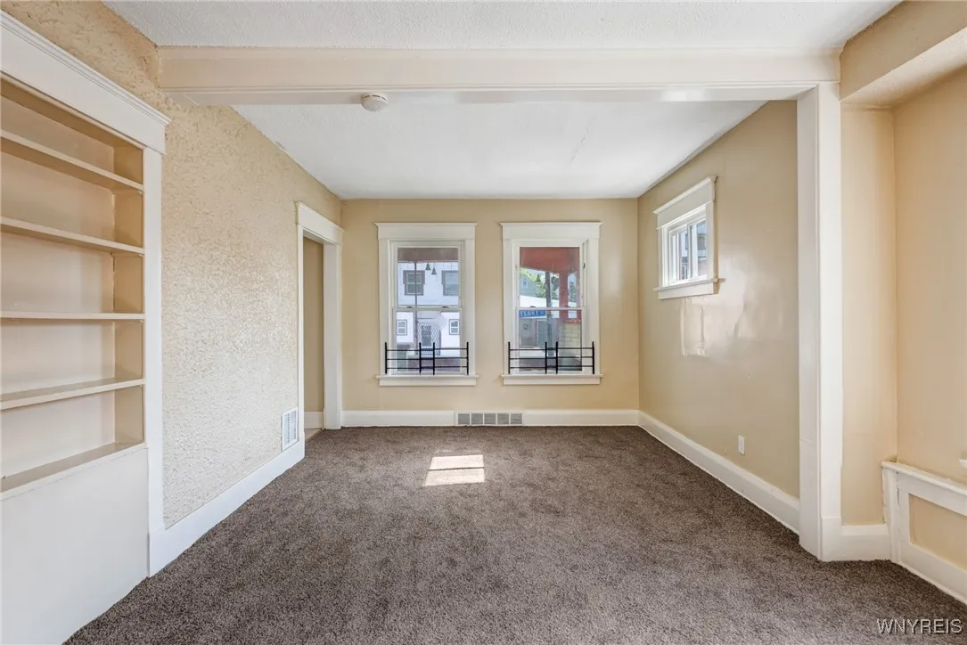 1046 East Ferry Street N, Buffalo, New York 14211, Buffalo, New York 14211, 4 Bedrooms Bedrooms, 7 Rooms Rooms,1 BathroomBathrooms,Residential,For Sale,1046 East Ferry Street N, Buffalo, New York 14211,B1622614