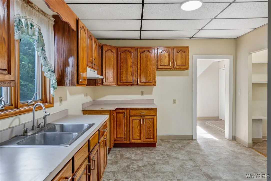 386 Davey Street, Buffalo, New York 14206, Buffalo, New York 14206, 3 Bedrooms Bedrooms, ,2 BathroomsBathrooms,Residential,For Sale,386 Davey Street, Buffalo, New York 14206,B1622616