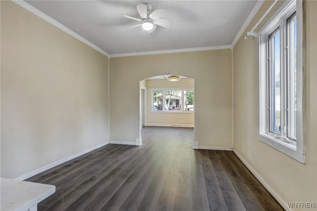 386 Davey Street, Buffalo, New York 14206, Buffalo, New York 14206, 3 Bedrooms Bedrooms, ,2 BathroomsBathrooms,Residential,For Sale,386 Davey Street, Buffalo, New York 14206,B1622616