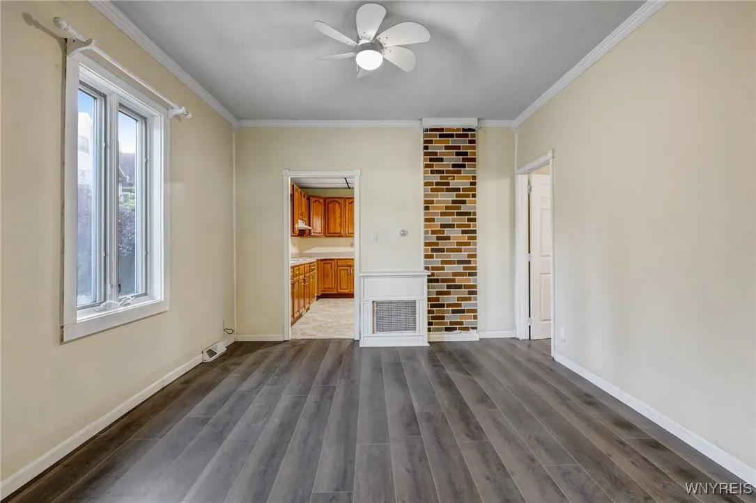 386 Davey Street, Buffalo, New York 14206, Buffalo, New York 14206, 3 Bedrooms Bedrooms, ,2 BathroomsBathrooms,Residential,For Sale,386 Davey Street, Buffalo, New York 14206,B1622616