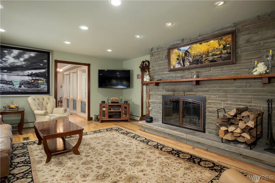 1650 Ridge Road, Lewiston, New York 14092, Lewiston, New York 14092, 4 Bedrooms Bedrooms, 13 Rooms Rooms,4 BathroomsBathrooms,Residential,For Sale,1650 Ridge Road, Lewiston, New York 14092,B1621972