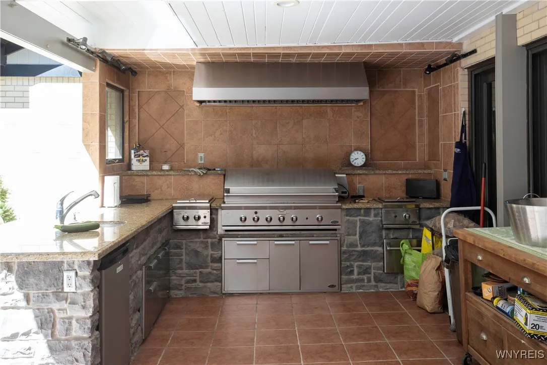 1650 Ridge Road, Lewiston, New York 14092, Lewiston, New York 14092, 4 Bedrooms Bedrooms, 13 Rooms Rooms,4 BathroomsBathrooms,Residential,For Sale,1650 Ridge Road, Lewiston, New York 14092,B1621972