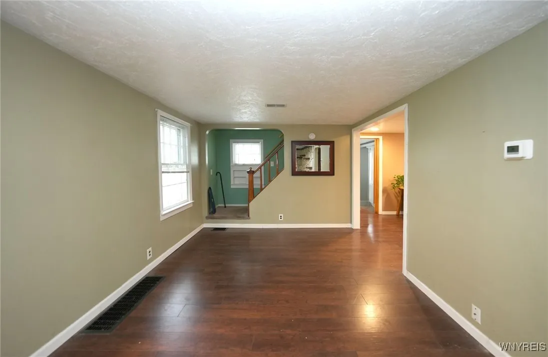 6643 Lincoln Avenue, Lockport Town, New York 14094, Lockport Town, New York 14094, 3 Bedrooms Bedrooms, 6 Rooms Rooms,2 BathroomsBathrooms,Residential,For Sale,6643 Lincoln Avenue, Lockport Town, New York 14094,B1622382