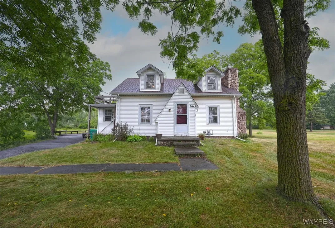 6643 Lincoln Avenue, Lockport Town, New York 14094, Lockport Town, New York 14094, 3 Bedrooms Bedrooms, 6 Rooms Rooms,2 BathroomsBathrooms,Residential,For Sale,6643 Lincoln Avenue, Lockport Town, New York 14094,B1622382