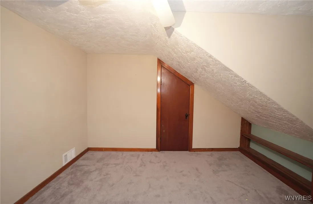 6643 Lincoln Avenue, Lockport Town, New York 14094, Lockport Town, New York 14094, 3 Bedrooms Bedrooms, 6 Rooms Rooms,2 BathroomsBathrooms,Residential,For Sale,6643 Lincoln Avenue, Lockport Town, New York 14094,B1622382