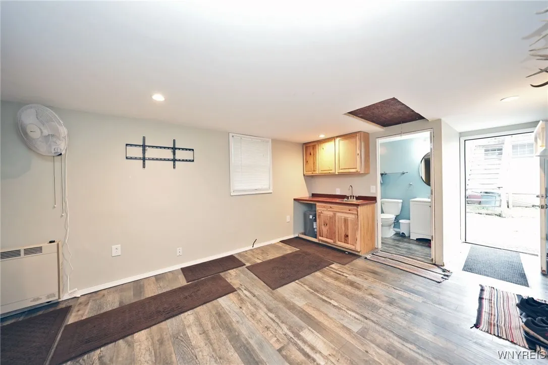 6643 Lincoln Avenue, Lockport Town, New York 14094, Lockport Town, New York 14094, 3 Bedrooms Bedrooms, 6 Rooms Rooms,2 BathroomsBathrooms,Residential,For Sale,6643 Lincoln Avenue, Lockport Town, New York 14094,B1622382
