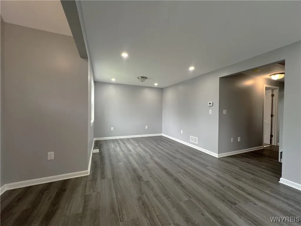 155 Barnsdale Avenue, West Seneca, New York 14224, West Seneca, New York 14224, 3 Bedrooms Bedrooms, 7 Rooms Rooms,2 BathroomsBathrooms,Residential,For Sale,155 Barnsdale Avenue, West Seneca, New York 14224,B1622274