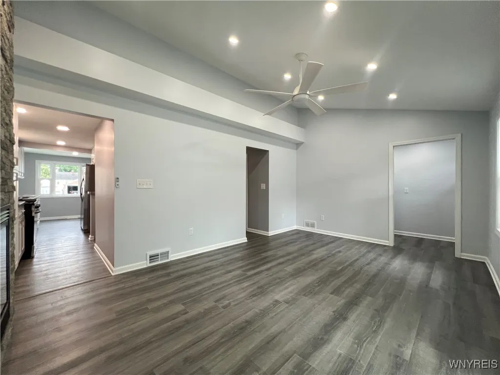 155 Barnsdale Avenue, West Seneca, New York 14224, West Seneca, New York 14224, 3 Bedrooms Bedrooms, 7 Rooms Rooms,2 BathroomsBathrooms,Residential,For Sale,155 Barnsdale Avenue, West Seneca, New York 14224,B1622274