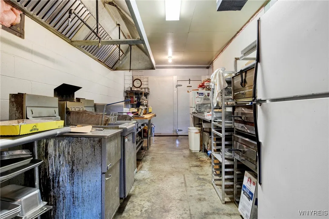 741 West Perimeter Road, South Valley, New York 14, South Valley, New York 14738, ,Commercial Sale,For Sale,741 West Perimeter Road, South Valley, New York 14,B1622612
