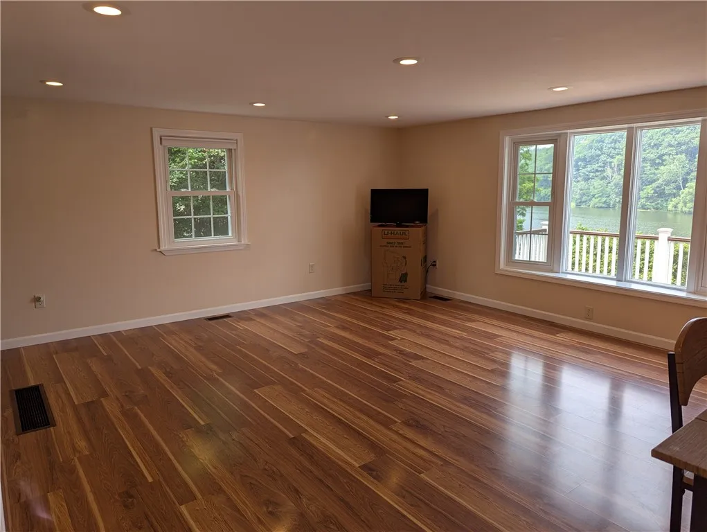 12981 Hillcrest Drive, Carlton, New York 14411, Carlton, New York 14411, 2 Bedrooms Bedrooms, 4 Rooms Rooms,1 BathroomBathrooms,Residential,Closed,12981 Hillcrest Drive, Carlton, New York 14411,0,R1622578