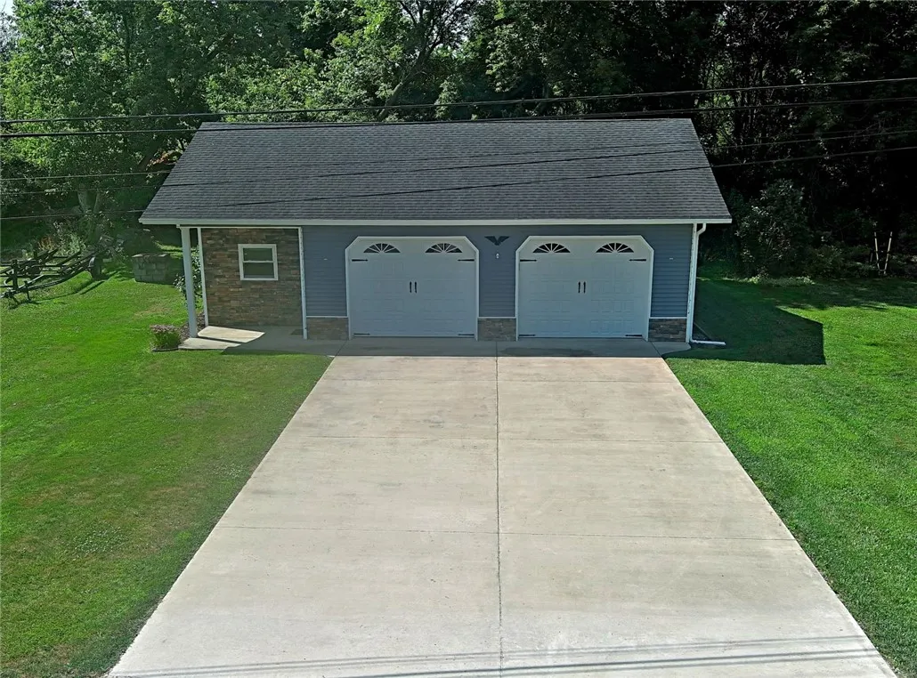 12981 Hillcrest Drive, Carlton, New York 14411, Carlton, New York 14411, 2 Bedrooms Bedrooms, 4 Rooms Rooms,1 BathroomBathrooms,Residential,Closed,12981 Hillcrest Drive, Carlton, New York 14411,0,R1622578