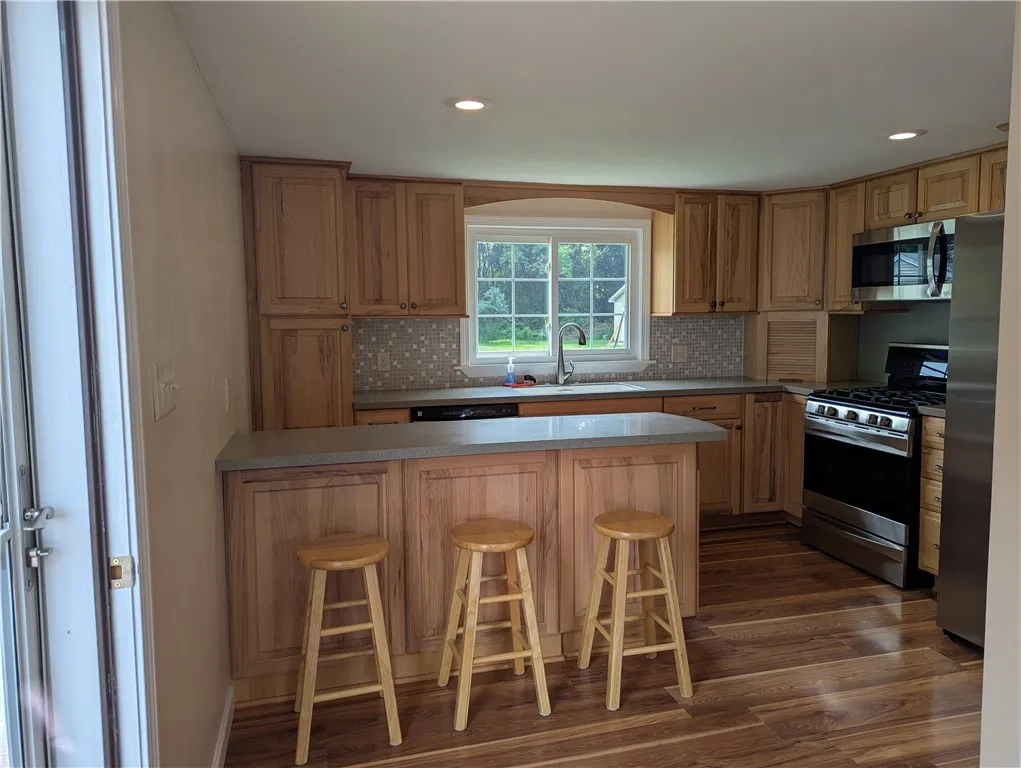 12981 Hillcrest Drive, Carlton, New York 14411, Carlton, New York 14411, 2 Bedrooms Bedrooms, 4 Rooms Rooms,1 BathroomBathrooms,Residential,Closed,12981 Hillcrest Drive, Carlton, New York 14411,0,R1622578