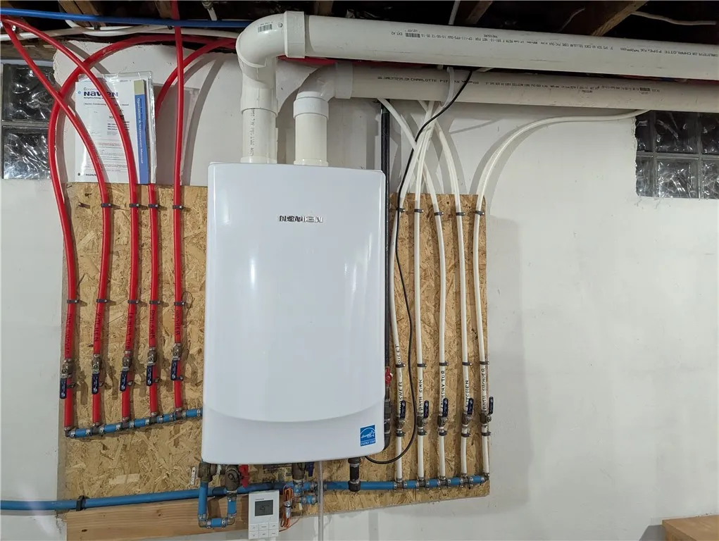 12981 Hillcrest Drive, Carlton, New York 14411, Carlton, New York 14411, 2 Bedrooms Bedrooms, 4 Rooms Rooms,1 BathroomBathrooms,Residential,Closed,12981 Hillcrest Drive, Carlton, New York 14411,0,R1622578