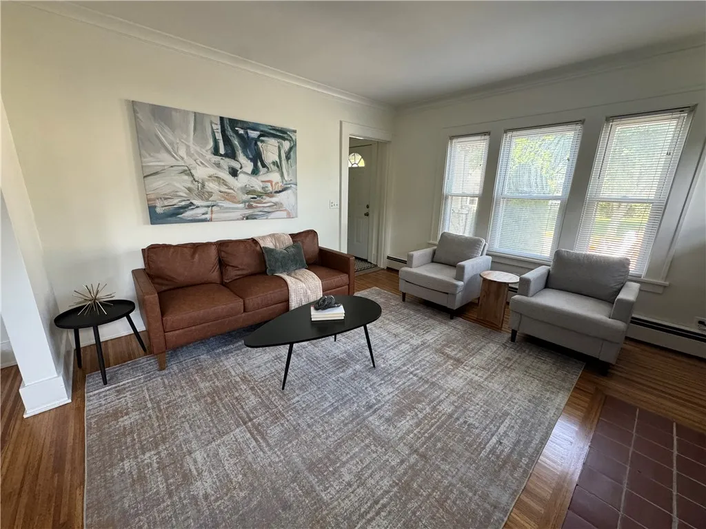 125 Redfern Drive, Rochester, New York 14620, Rochester, New York 14620, 3 Bedrooms Bedrooms, 5 Rooms Rooms,2 BathroomsBathrooms,Residential,For Sale,125 Redfern Drive, Rochester, New York 14620,R1621544