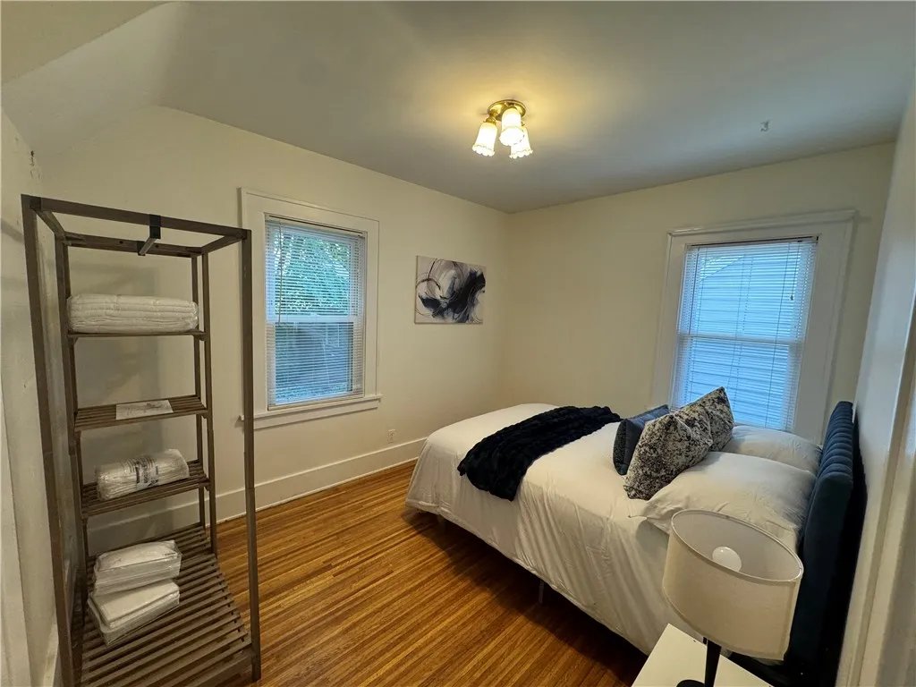 125 Redfern Drive, Rochester, New York 14620, Rochester, New York 14620, 3 Bedrooms Bedrooms, 5 Rooms Rooms,2 BathroomsBathrooms,Residential,For Sale,125 Redfern Drive, Rochester, New York 14620,R1621544