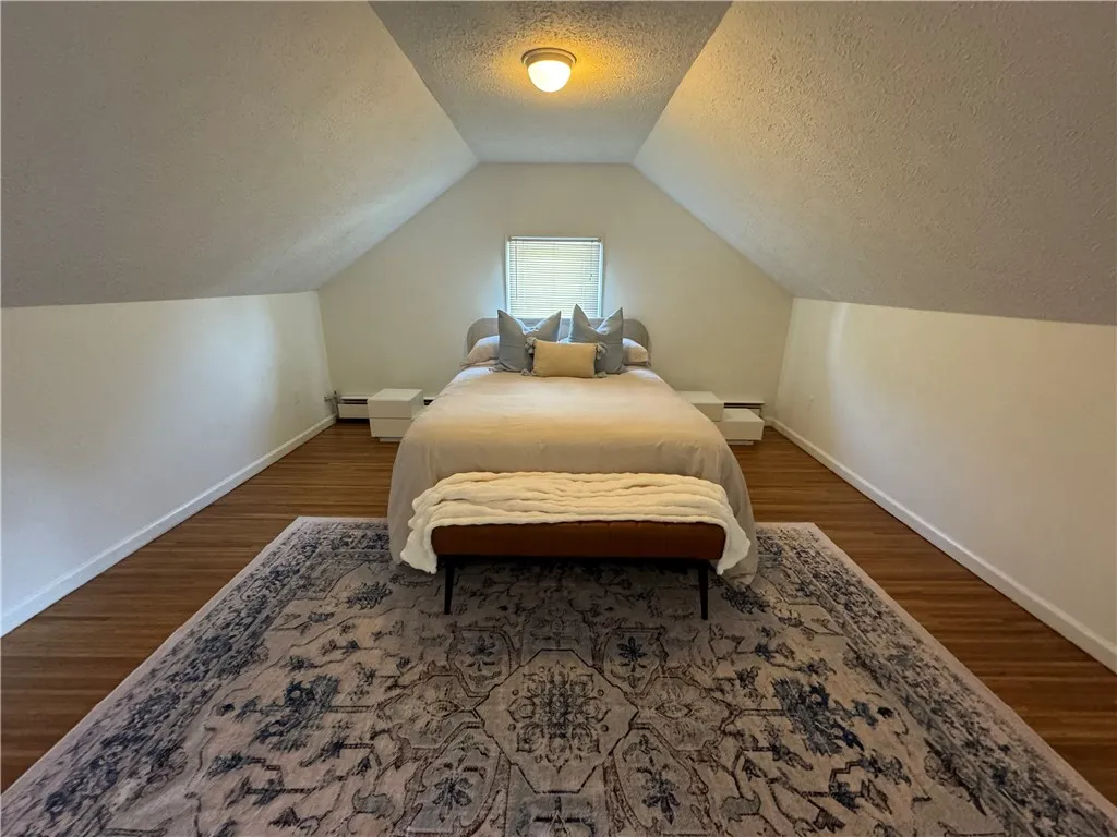 125 Redfern Drive, Rochester, New York 14620, Rochester, New York 14620, 3 Bedrooms Bedrooms, 5 Rooms Rooms,2 BathroomsBathrooms,Residential,For Sale,125 Redfern Drive, Rochester, New York 14620,R1621544