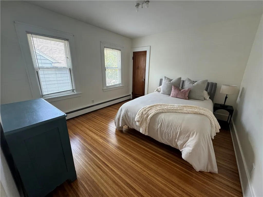 125 Redfern Drive, Rochester, New York 14620, Rochester, New York 14620, 3 Bedrooms Bedrooms, 5 Rooms Rooms,2 BathroomsBathrooms,Residential,For Sale,125 Redfern Drive, Rochester, New York 14620,R1621544
