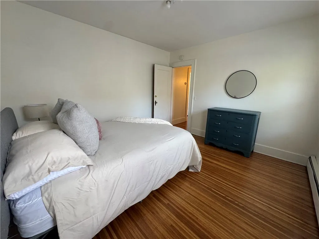 125 Redfern Drive, Rochester, New York 14620, Rochester, New York 14620, 3 Bedrooms Bedrooms, 5 Rooms Rooms,2 BathroomsBathrooms,Residential,For Sale,125 Redfern Drive, Rochester, New York 14620,R1621544