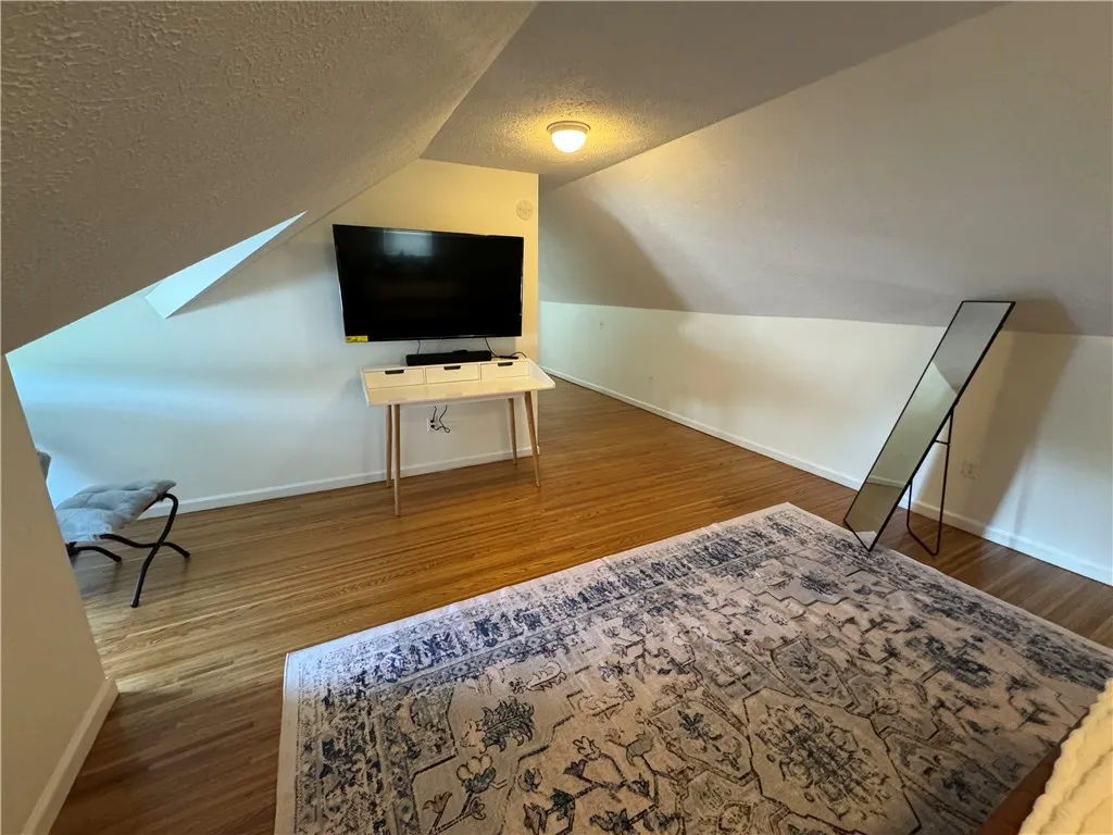 125 Redfern Drive, Rochester, New York 14620, Rochester, New York 14620, 3 Bedrooms Bedrooms, 5 Rooms Rooms,2 BathroomsBathrooms,Residential,For Sale,125 Redfern Drive, Rochester, New York 14620,R1621544