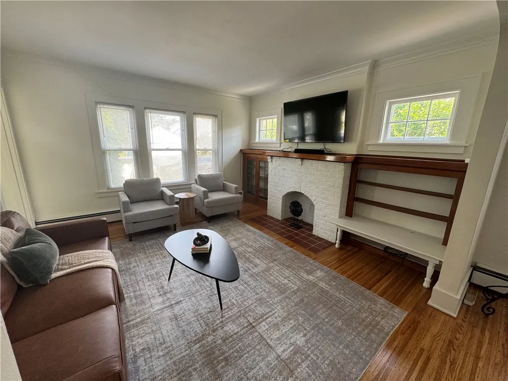125 Redfern Drive, Rochester, New York 14620, Rochester, New York 14620, 3 Bedrooms Bedrooms, 5 Rooms Rooms,2 BathroomsBathrooms,Residential,For Sale,125 Redfern Drive, Rochester, New York 14620,R1621544