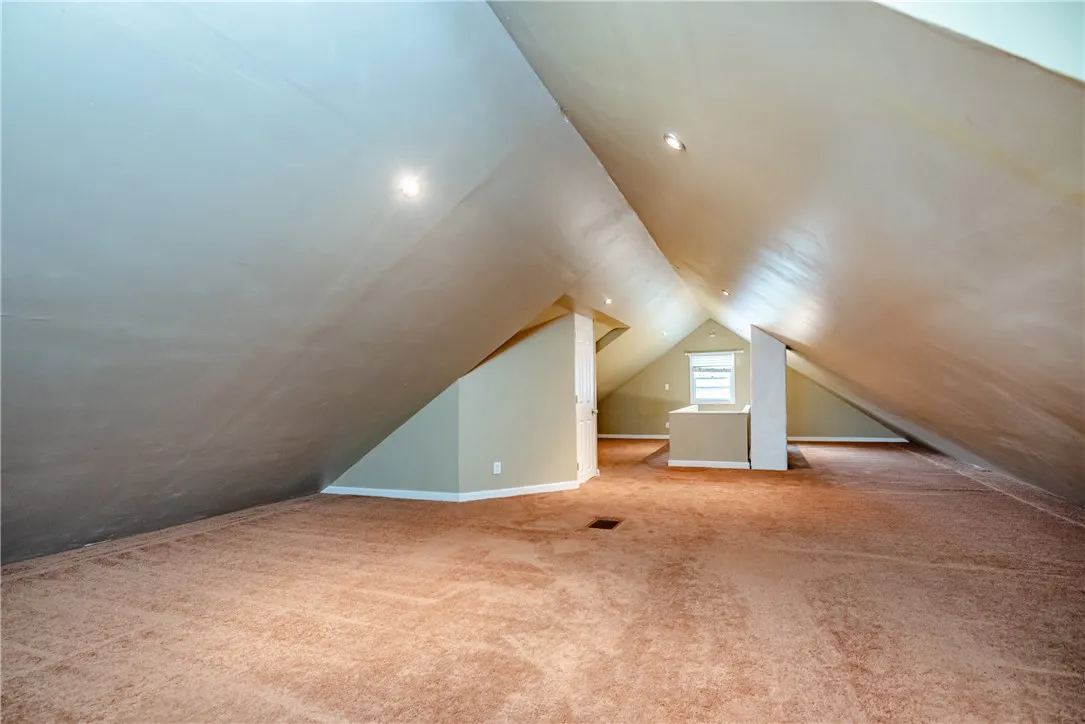 83 Raleigh Street, Rochester, New York 14620, Rochester, New York 14620, 3 Bedrooms Bedrooms, 6 Rooms Rooms,2 BathroomsBathrooms,Residential,For Sale,83 Raleigh Street, Rochester, New York 14620,R1622186