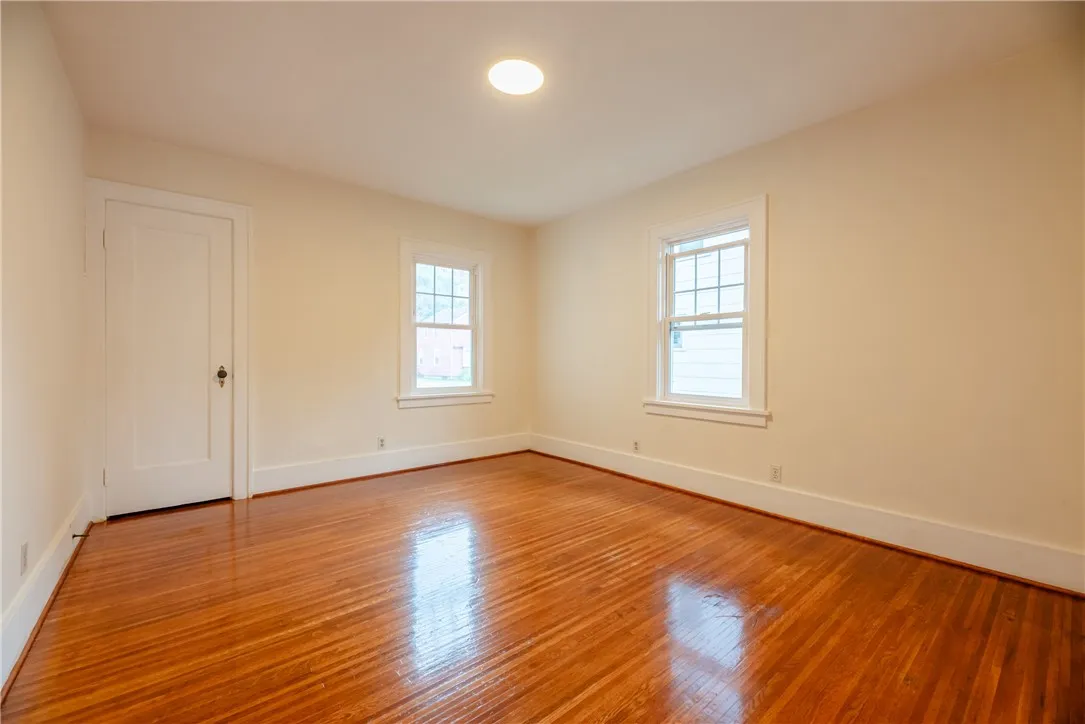 83 Raleigh Street, Rochester, New York 14620, Rochester, New York 14620, 3 Bedrooms Bedrooms, 6 Rooms Rooms,2 BathroomsBathrooms,Residential,For Sale,83 Raleigh Street, Rochester, New York 14620,R1622186