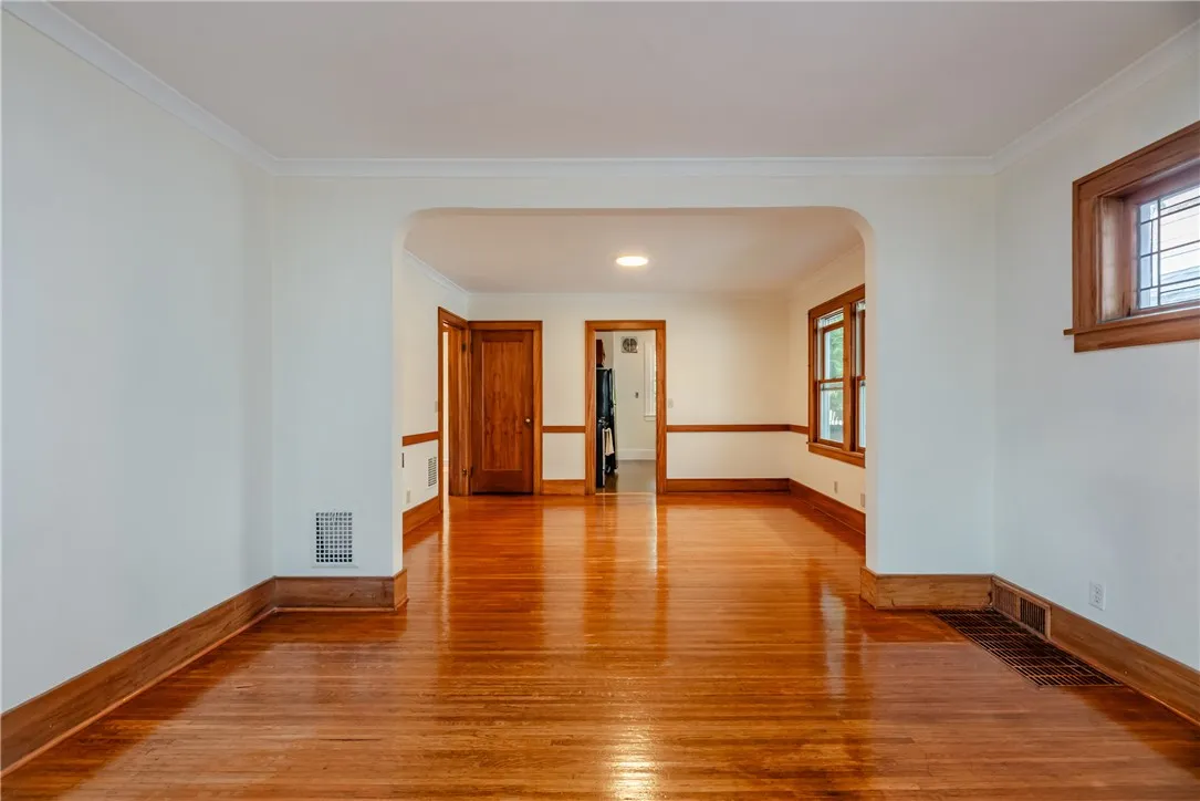 83 Raleigh Street, Rochester, New York 14620, Rochester, New York 14620, 3 Bedrooms Bedrooms, 6 Rooms Rooms,2 BathroomsBathrooms,Residential,For Sale,83 Raleigh Street, Rochester, New York 14620,R1622186