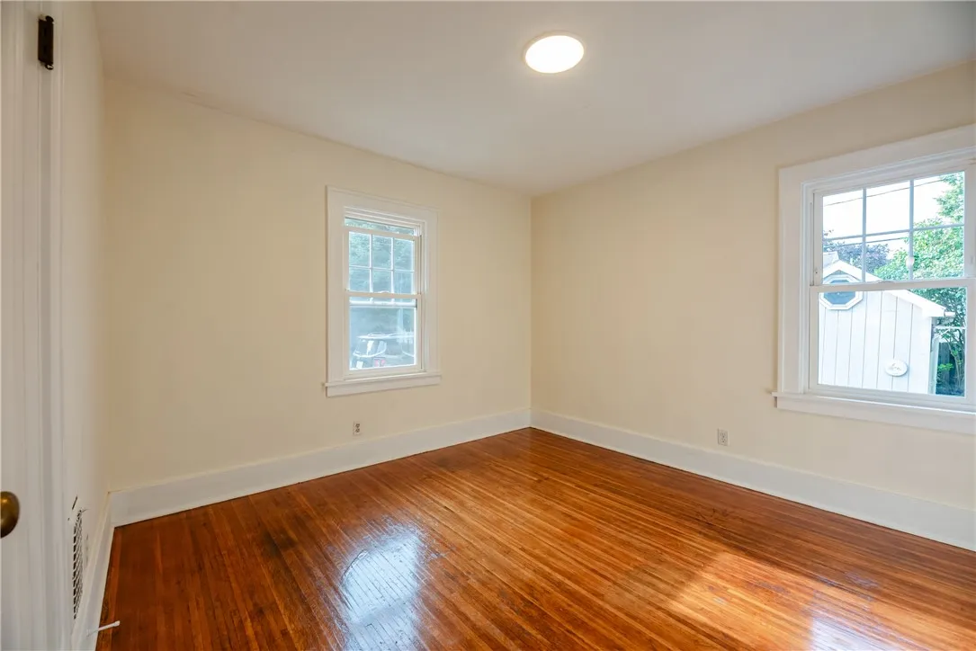 83 Raleigh Street, Rochester, New York 14620, Rochester, New York 14620, 3 Bedrooms Bedrooms, 6 Rooms Rooms,2 BathroomsBathrooms,Residential,For Sale,83 Raleigh Street, Rochester, New York 14620,R1622186