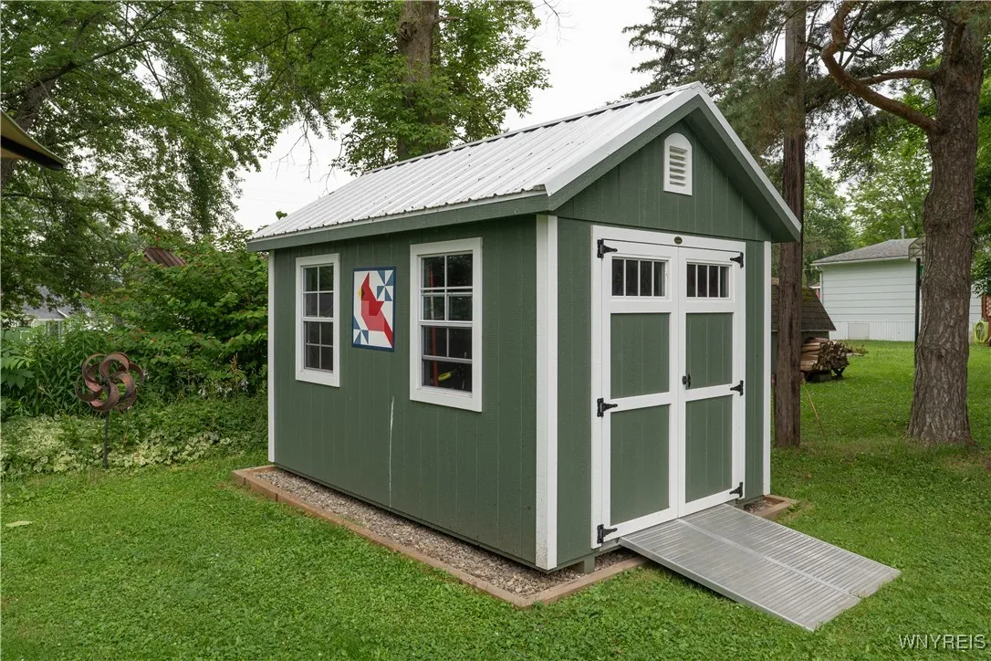 Shed 1