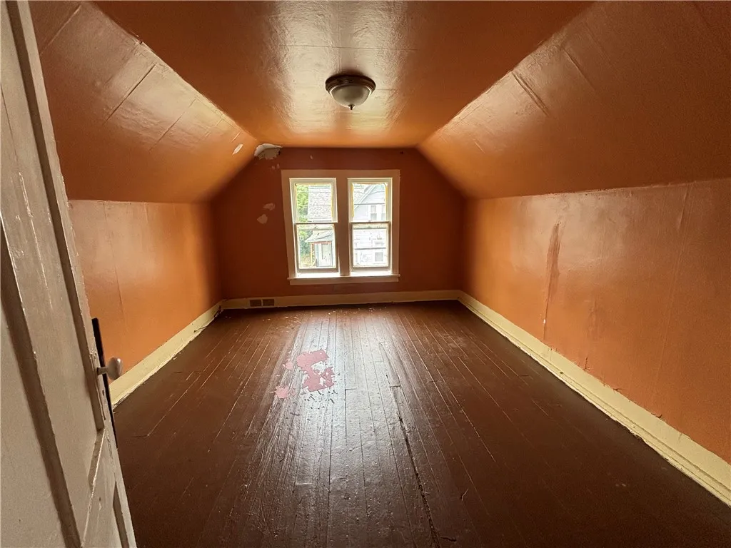 Upstairs Bedroom