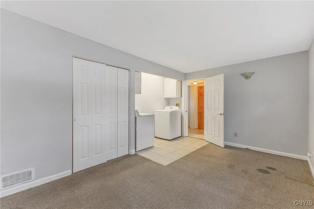 617 Mertens Avenue, Syracuse, New York 13203, Syracuse, New York 13203, 3 Bedrooms Bedrooms, 7 Rooms Rooms,2 BathroomsBathrooms,Residential,For Sale,617 Mertens Avenue, Syracuse, New York 13203,S1622225