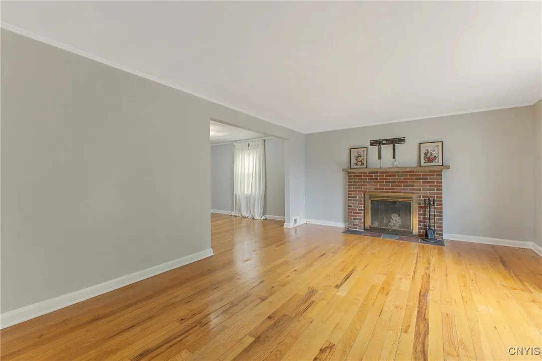 617 Mertens Avenue, Syracuse, New York 13203, Syracuse, New York 13203, 3 Bedrooms Bedrooms, 7 Rooms Rooms,2 BathroomsBathrooms,Residential,For Sale,617 Mertens Avenue, Syracuse, New York 13203,S1622225