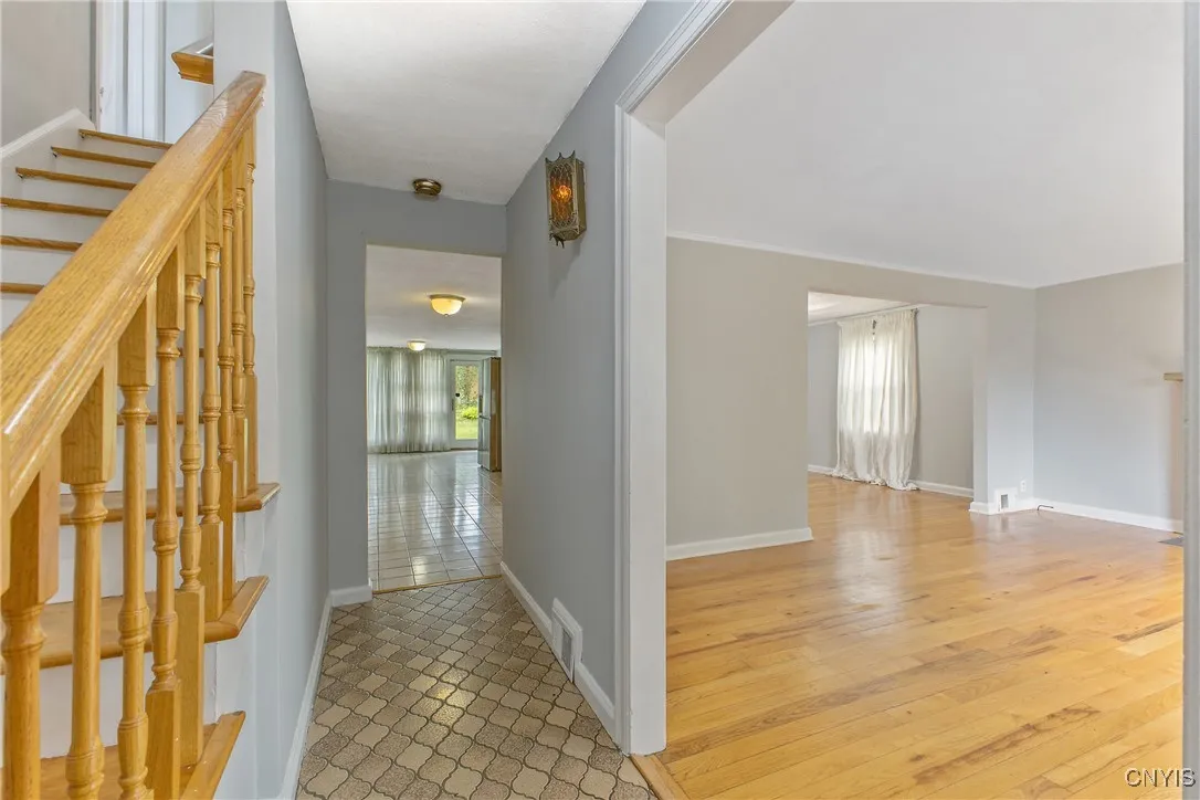 617 Mertens Avenue, Syracuse, New York 13203, Syracuse, New York 13203, 3 Bedrooms Bedrooms, 7 Rooms Rooms,2 BathroomsBathrooms,Residential,For Sale,617 Mertens Avenue, Syracuse, New York 13203,S1622225